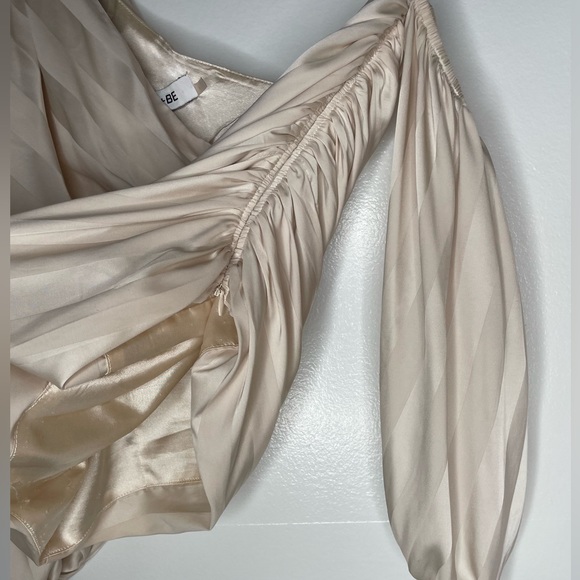 Pearl crop one sleeve shirt (m) - Picture 4 of 4